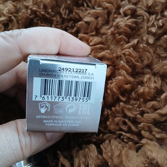 La Prairie Skin Caviar Crème Luxe - Deep Blue and S - Picture 3 of 3